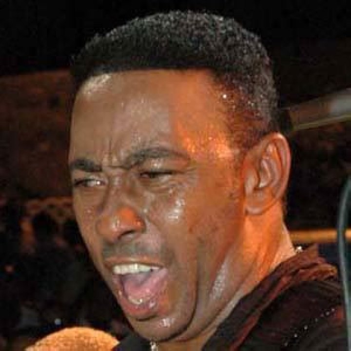 Antony Santos Net Worth, Age, Height, Bio, Birthday, Wiki!