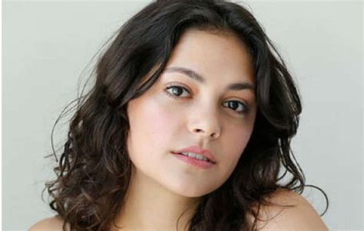 Blu Hunt Net Worth, Age, Height, Bio, Birthday, Wiki!