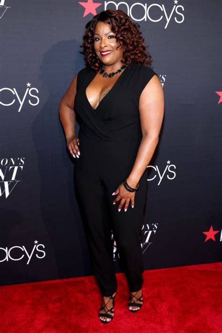 DJ Spinderella - Net Worth, Age, Height, Birthday, Bio, Wiki!