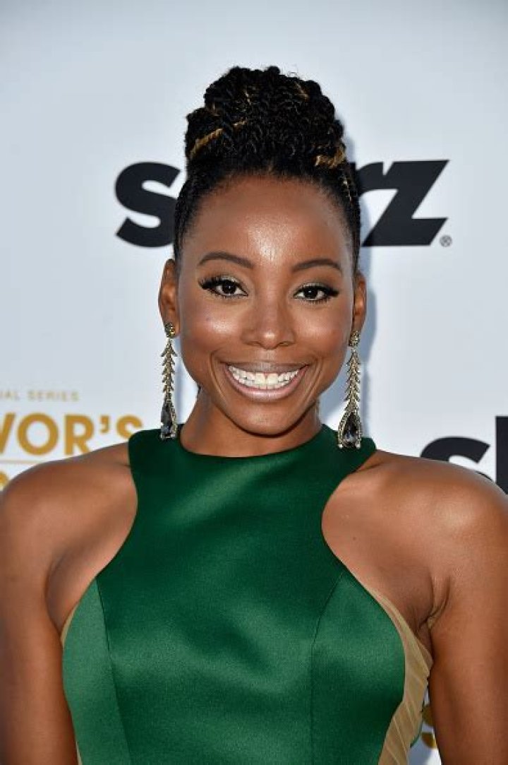Erica Ash - Net Worth, Age, Height, Birthday, Bio, Wiki!