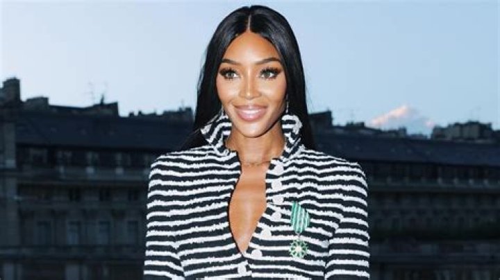 Famous Model Birthdays - All Famous Birthdays
