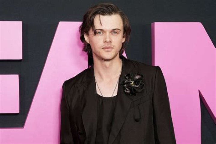 Ian Dunbar - Net Worth, Age, Height, Birthday, Bio, Wiki!
