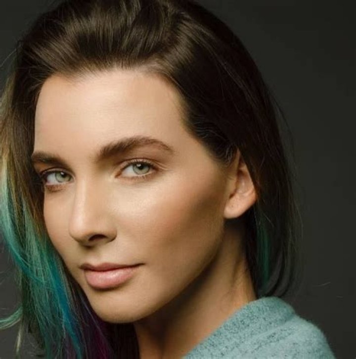 Kendra Santacruz Net Worth 2024, Age, Height, Bio, Birthday, Wiki!